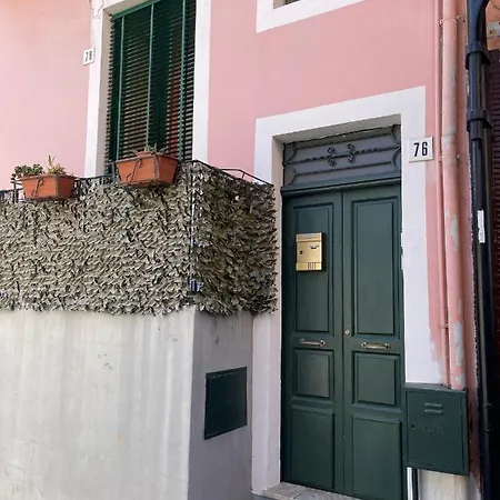 Apartamento Acitrezza Sea House *